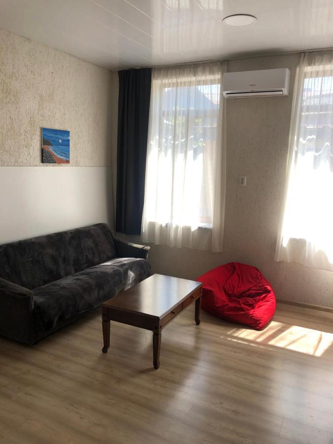 Suncity Hostel Batumi Exterior foto