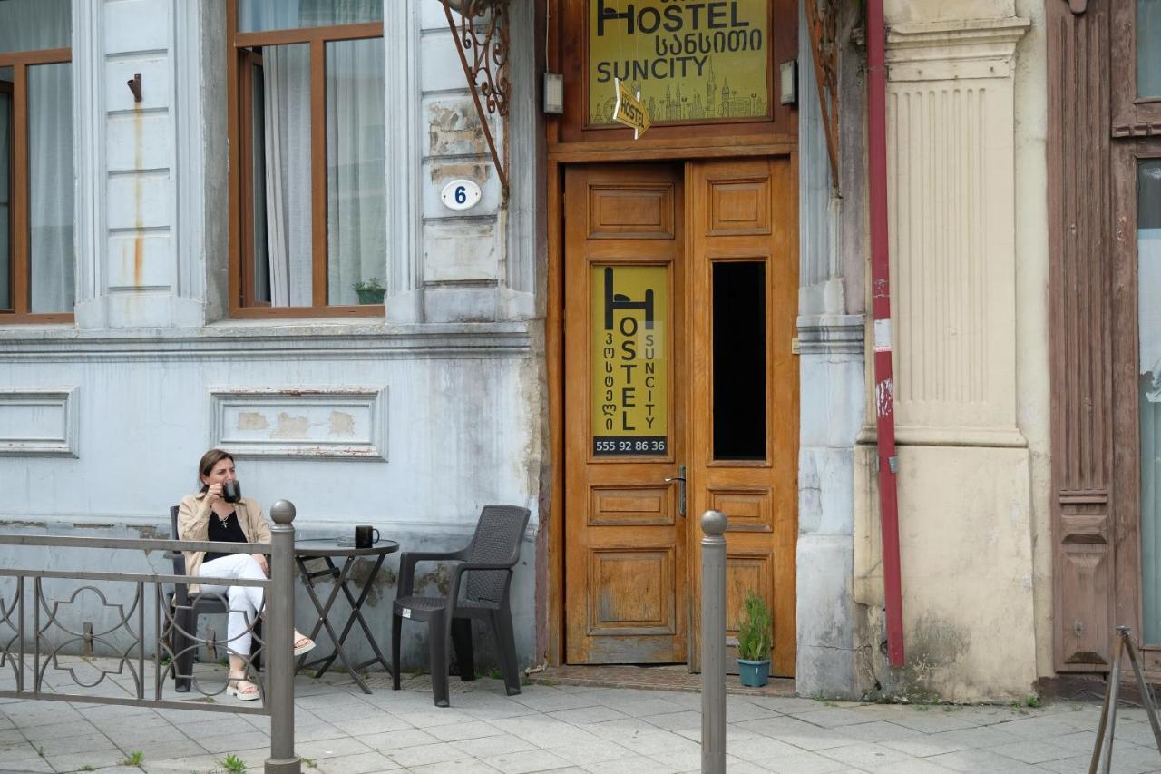 Suncity Hostel Batumi Exterior foto